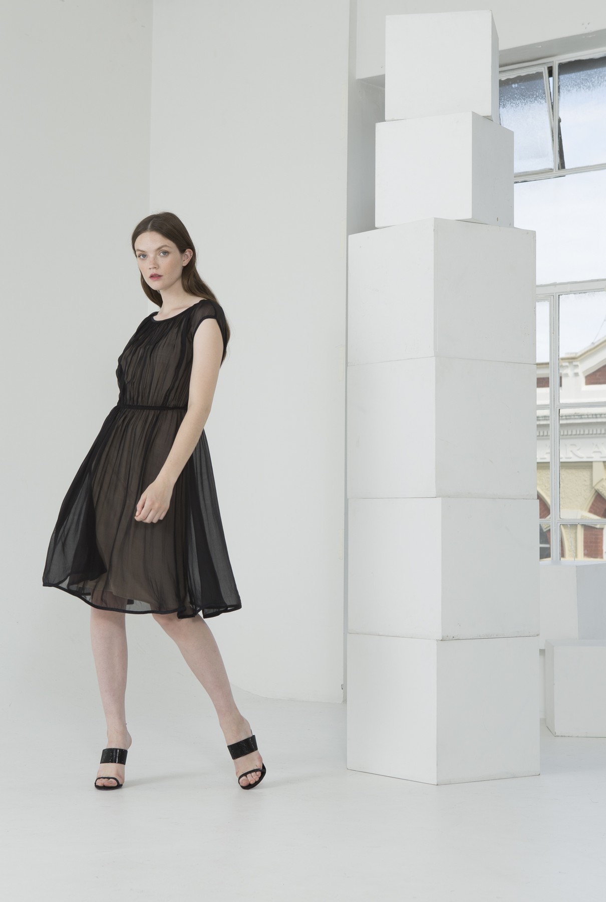 walking on air dress/black with long slip/putty